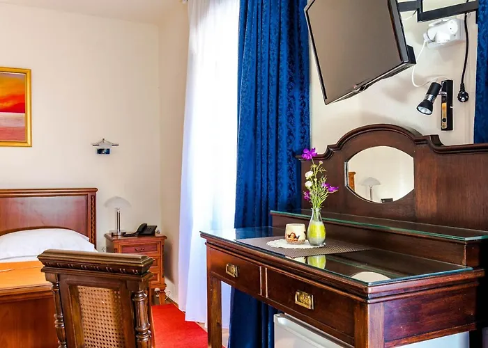 Miron - Adults Only 4* Sumartin